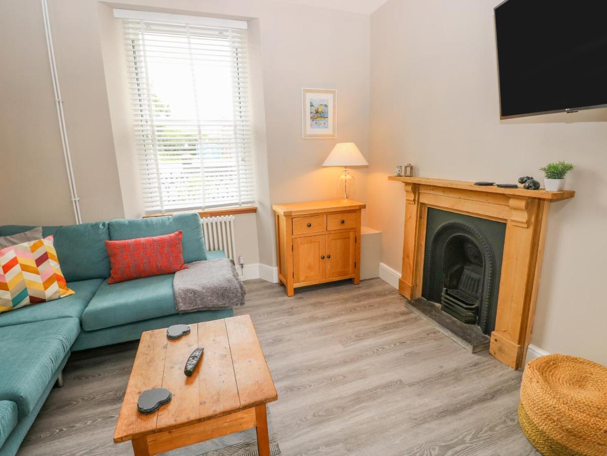 54 Pencoed Road Villa Бъри Порт Екстериор снимка