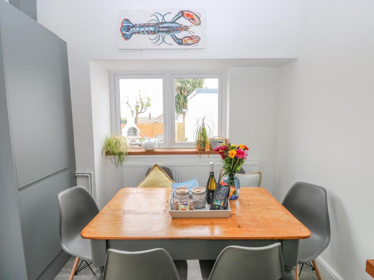 54 Pencoed Road Villa Бъри Порт Екстериор снимка