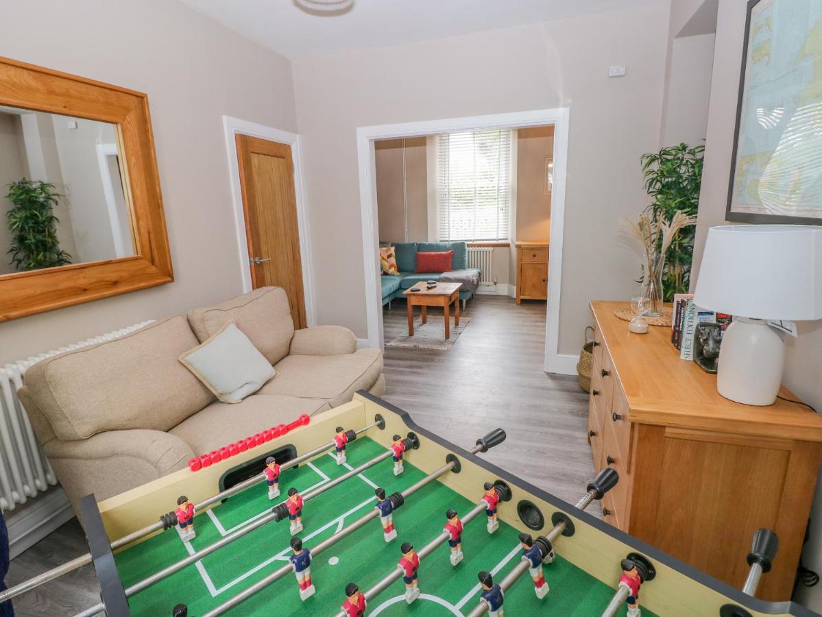 54 Pencoed Road Villa Бъри Порт Екстериор снимка